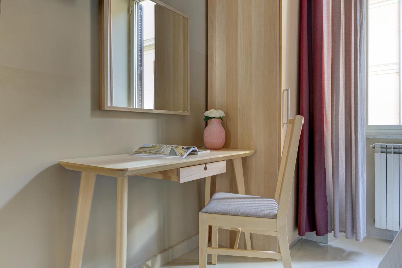 Claudia House Roma Termini Bed & Breakfast Exterior photo