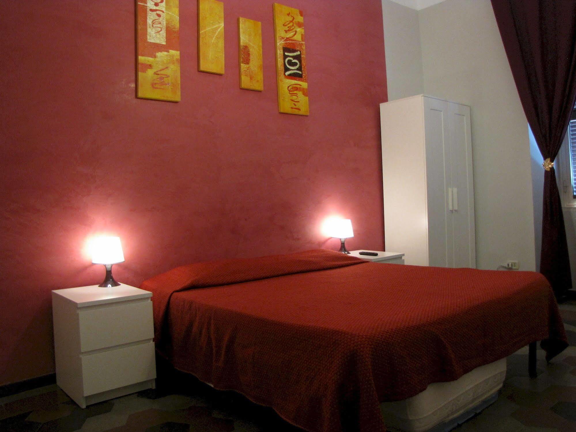 Claudia House Roma Termini Bed & Breakfast Exterior photo