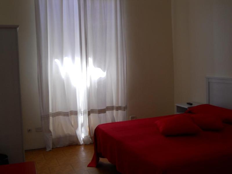 Claudia House Roma Termini Bed & Breakfast Exterior photo